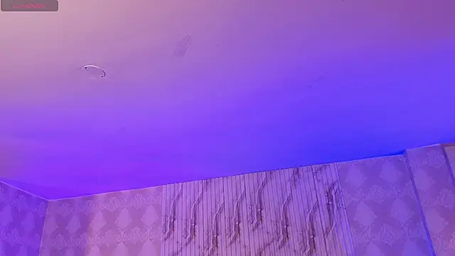 Naomy tay1 online show from November 24, 4:01 am