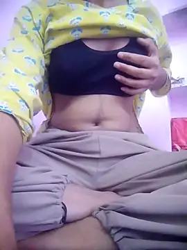 Snapshot of modelnishu chatting on December 2, 7:03 am modelnishu online show from December 2, 7:03 am