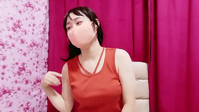 Snapshot of RenaFcup chatting on November 6, 1:12 pm RenaFcup online show from November 6, 1:12 pm