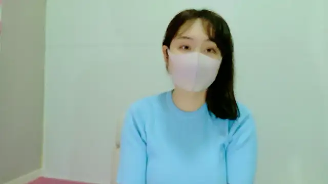 Snapshot of RenaFcup chatting on June 23, 11:41 am RenaFcup online show from June 23, 11:41 am