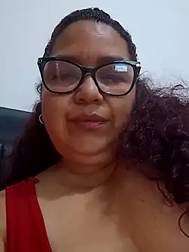 Snapshot of ladytropical1 chatting on October 13, 10:26 am ladytropical1 online show from October 13, 10:26 am