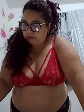 Snapshot of ladytropical1 chatting on October 26, 6:08 am ladytropical1 online show from October 26, 6:08 am