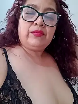 Snapshot of ladytropical1 chatting on October 29, 6:31 pm ladytropical1 online show from October 29, 6:31 pm