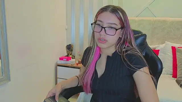 nami sweet  online show from November 8, 11:21 am