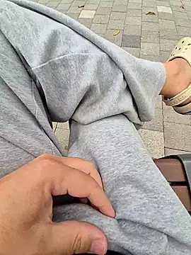 starvingo2002 online show from November 8, 2:45 am