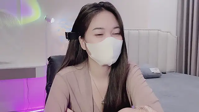 Snapshot of _Dorry_ chatting on December 17, 9:04 am Dorry online show from December 17, 9:04 am