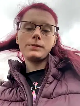 raen001 online show from November 27, 9:44 am