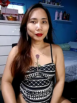 Snapshot of Yourdream07mixcey chatting on November 13, 4:44 am Yourdream07mixcey online show from November 13, 4:44 am