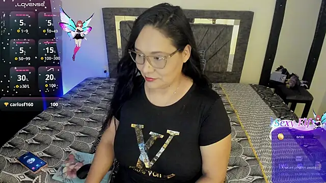 Laurasofia01 online show from June 3, 1:52 am