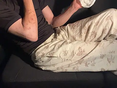 Snapshot of CAMEL1913 chatting on September 20, 5:47 pm CAMEL1913 online show from September 20, 5:47 pm