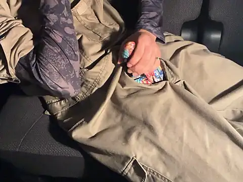 Snapshot of CAMEL1913 chatting on October 31, 5:14 pm CAMEL1913 online show from October 31, 5:14 pm