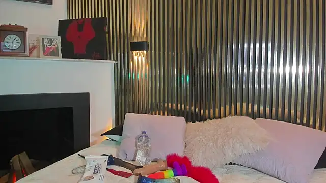 SyraPalmer online show from November 8, 3:18 am