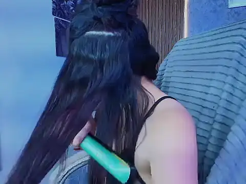 Snapshot of sakuramoss chatting on November 12, 4:57 am sakuramoss online show from November 12, 4:57 am