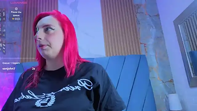 angel  red  online show from December 3, 3:14 am