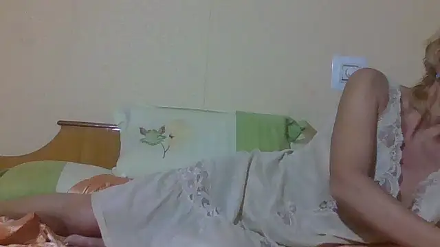 Snapshot of TianaQLove chatting on September 16, 6:53 pm TianaQLove online show from September 16, 6:53 pm