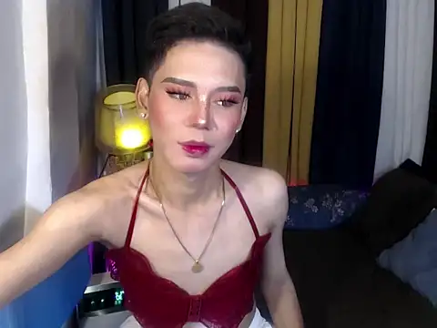 Snapshot of MissTransStella69 chatting on June 10, 10:47 am MissTransStella69 online show from June 10, 10:47 am