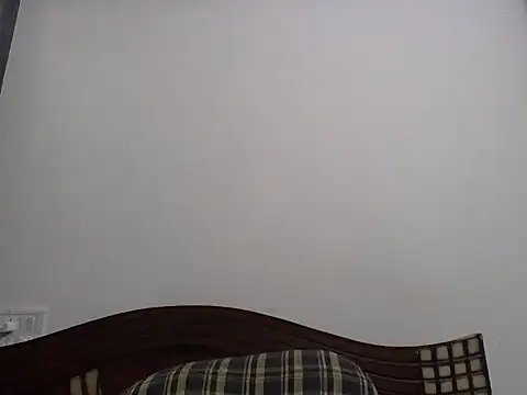 Snapshot of anu-anu2002 chatting on December 18, 2:23 pm anu-anu2002 online show from December 18, 2:23 pm