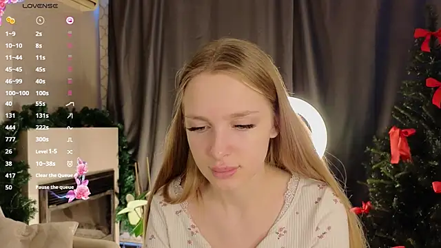 CindyGreen online show from December 19, 6:09 am