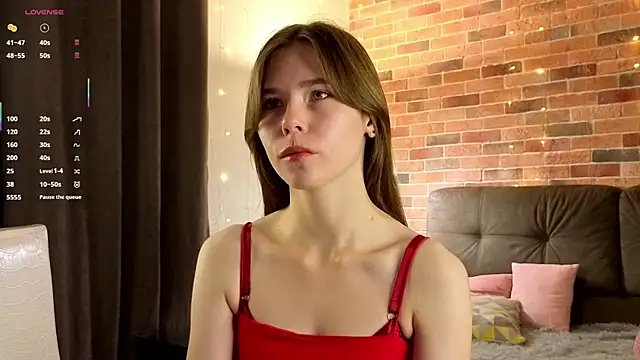 EmiliDen online show from October 9, 5:11 pm