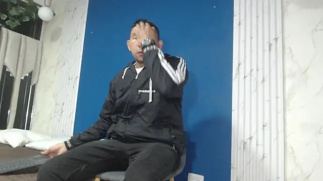 Morganandmegan online show from January 10, 11:01 am