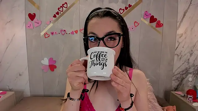 Snapshot of IsisNoir chatting on February 10, 12:53 pm IsisNoir online show from February 10, 12:53 pm