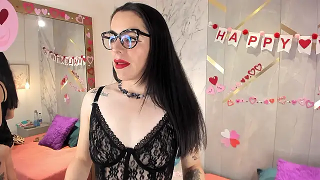 Snapshot of IsisNoir chatting on February 17, 12:34 pm IsisNoir online show from February 17, 12:34 pm