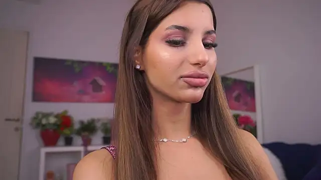 ZariaVera online show from November 15, 7:43 pm