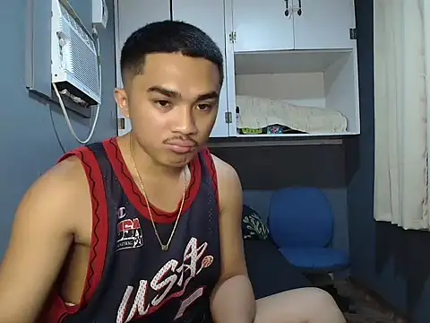 pinoyAdrianneXXX online show from November 14, 11:53 am