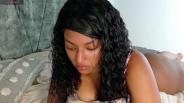 Snapshot of ValeriGallardo17 chatting on October 29, 8:21 pm ValeriGallardo17 online show from October 29, 8:21 pm