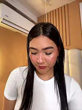 Snapshot of noa_moon chatting on February 1, 3:16 am noa moon online show from February 1, 3:16 am