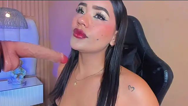 noa moon online show from July 10, 3:22 am