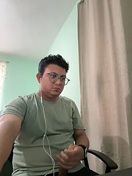 Snapshot of JaviSala chatting on May 20, 8:15 pm JaviSala online show from May 20, 8:15 pm