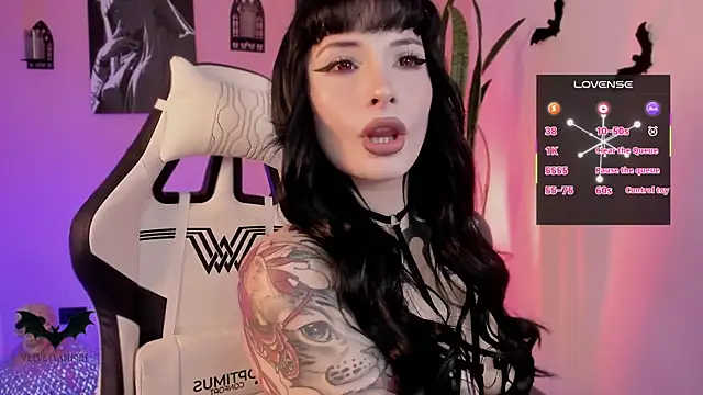 VelvetVampiree online show from March 11, 12:27 am