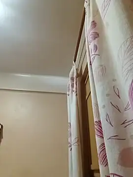 Snapshot of alexpo27 chatting on April 18, 2:59 am alexpo27 online show from April 18, 2:59 am