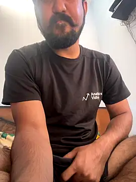 Snapshot of milf_banger121 chatting on October 25, 6:10 am milf banger121 online show from October 25, 6:10 am