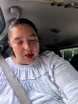 lil-gemini-hippy online show from May 26, 3:52 pm
