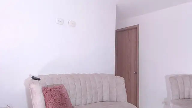 Snapshot of Martina_ferer chatting on June 20, 3:04 pm Martina ferer online show from June 20, 3:04 pm