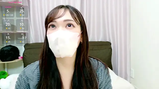 Snapshot of yuu-chan_ chatting on November 13, 10:25 am yuu-chan online show from November 13, 10:25 am