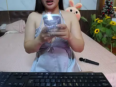 NANA 199k online show from February 27, 3:34 pm