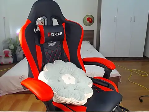 NANA 199k online show from April 9, 3:50 am