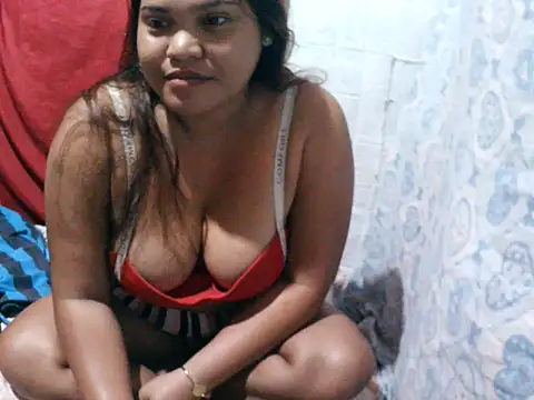 33mango online show from February 22, 8:07 pm