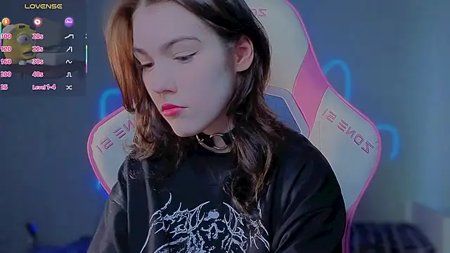 Sophie SkyAngel online show from May 28, 1:30 pm