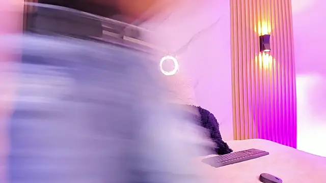 imtammy lynn  online show from April 10, 11:59 am