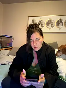 petalsexy online show from November 13, 5:45 pm