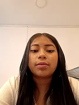LilyCutee  online show from September 15, 7:03 pm