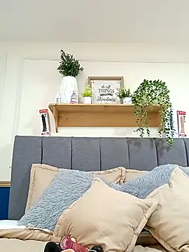 LilyCutee  online show from September 17, 7:04 pm