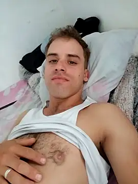 alex-golden online show from March 29, 6:52 pm