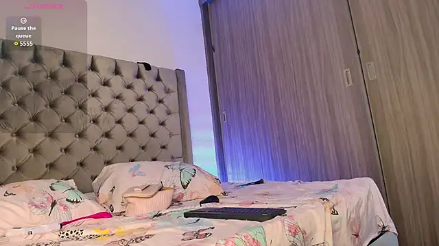 Snapshot of dreamsussi chatting on September 24, 10:02 pm dreamsussi online show from September 24, 10:02 pm