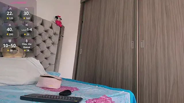 Snapshot of dreamsussi chatting on October 20, 5:13 pm dreamsussi online show from October 20, 5:13 pm