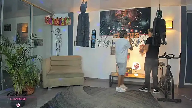 Snapshot of Bisexlifehot__ chatting on October 23, 11:14 pm Bisexlifehot online show from October 23, 11:14 pm